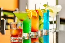 Breezy café and chic cocktail lounge