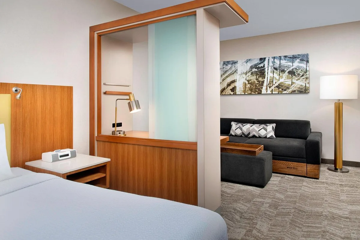SpringHill Suites by Marriott Woodbridge 2