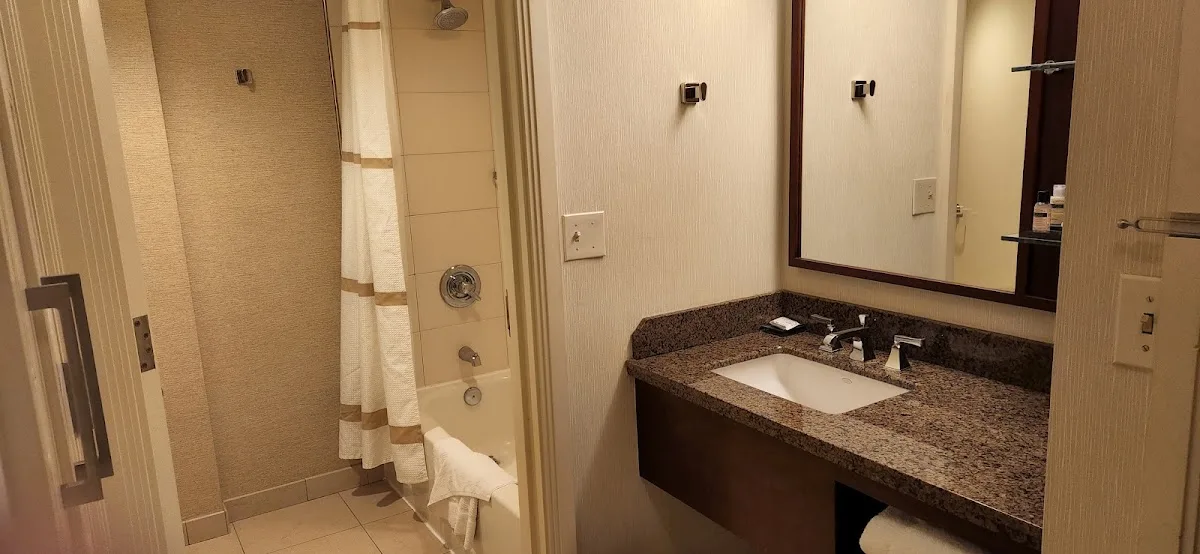Cleveland Marriott Downtown at Key Tower 4