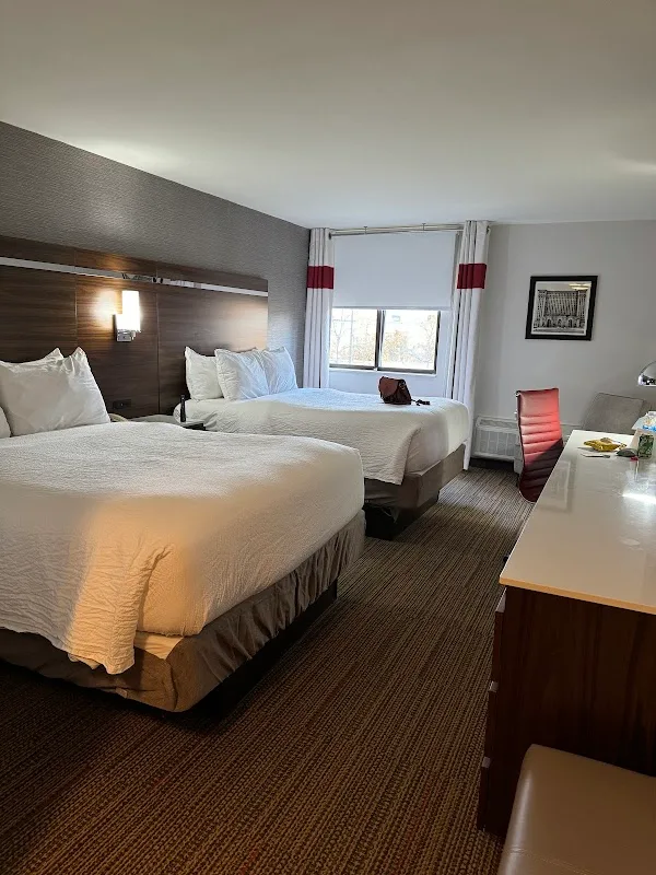 Four Points by Sheraton Detroit Novi 5