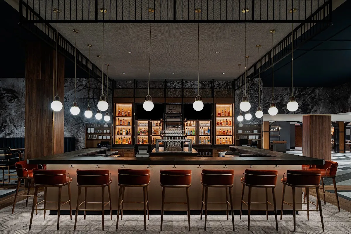the Alloy King of Prussia - a DoubleTree by Hilton 5