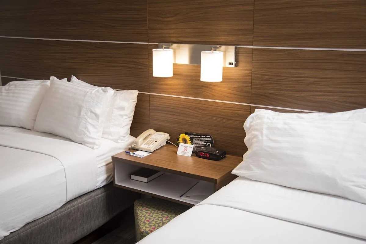 Holiday Inn Express & Suites Lexington-Downtown/University by IHG 2
