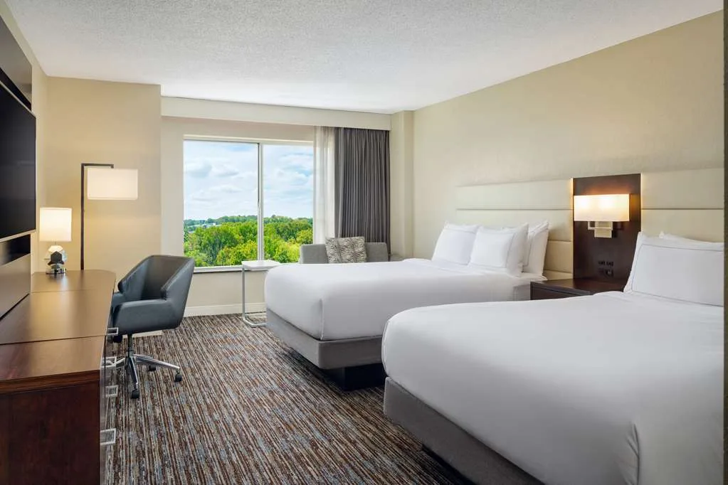 DoubleTree by Hilton Hotel Greensboro 2