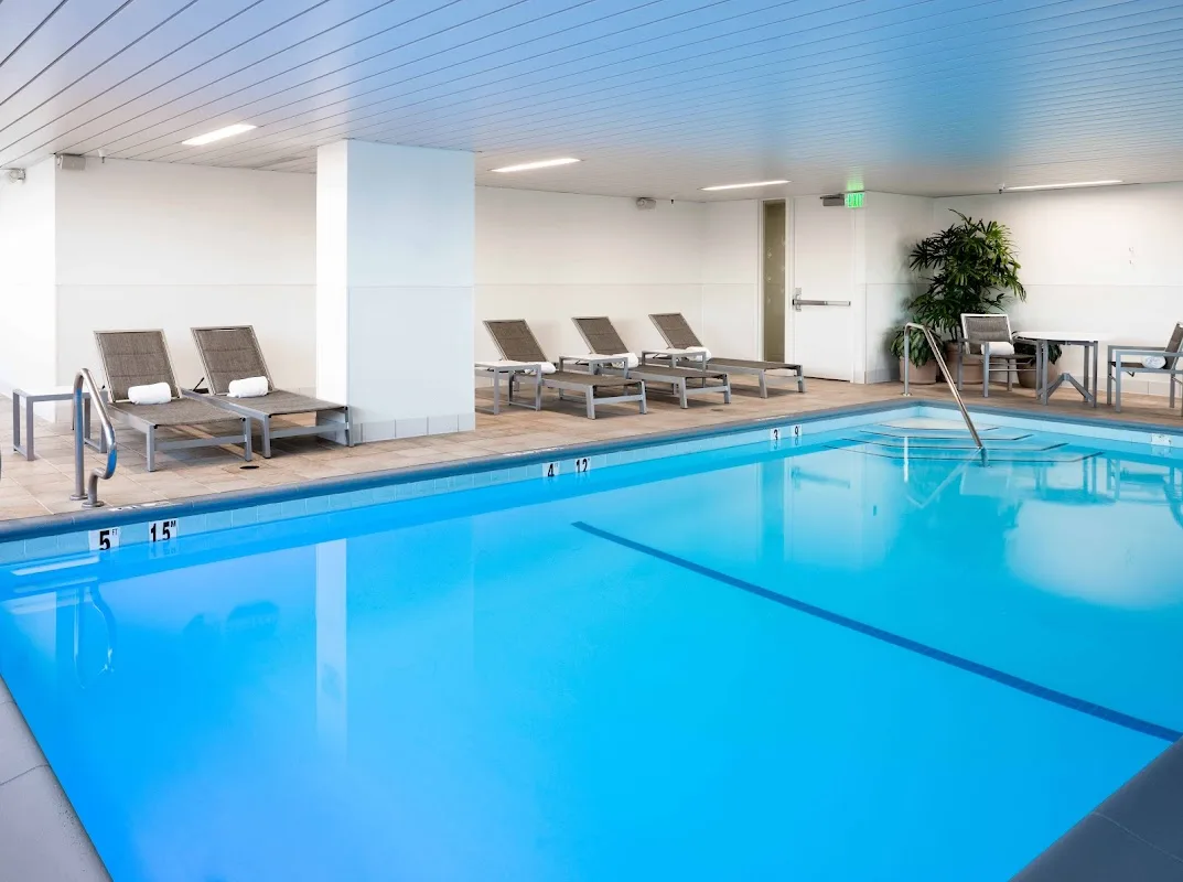 Hilton San Francisco Airport Bayfront 3