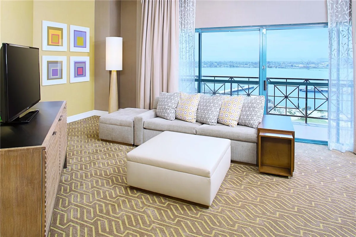 Embassy Suites by Hilton San Diego Bay Downtown 5