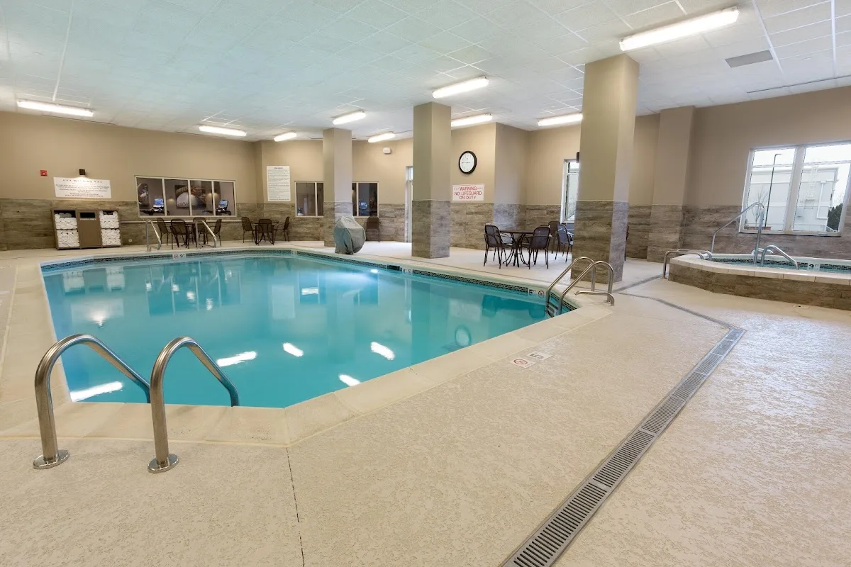 Drury Inn & Suites Louisville North 3