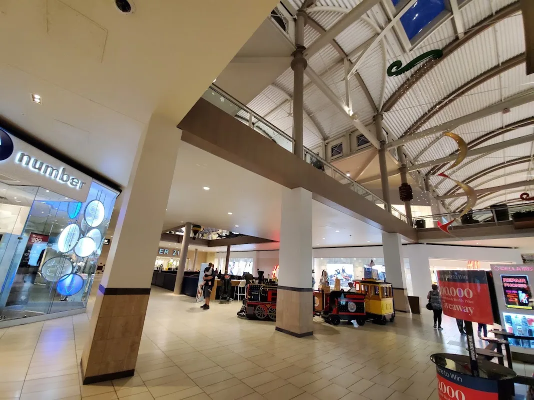 Arrowhead Towne Center 5