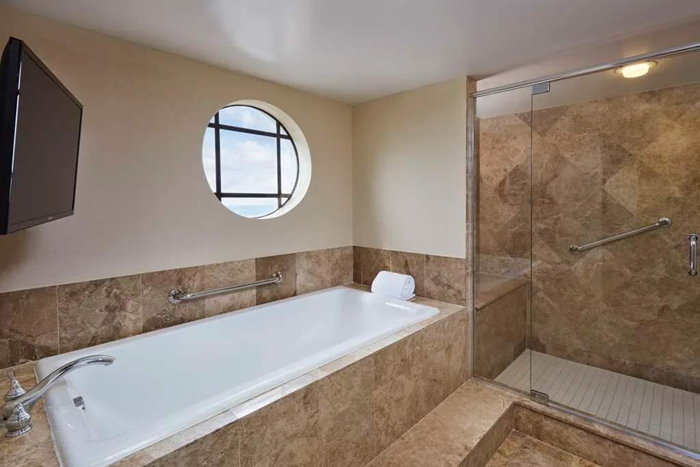 DoubleTree by Hilton Hotel Orlando at SeaWorld 4