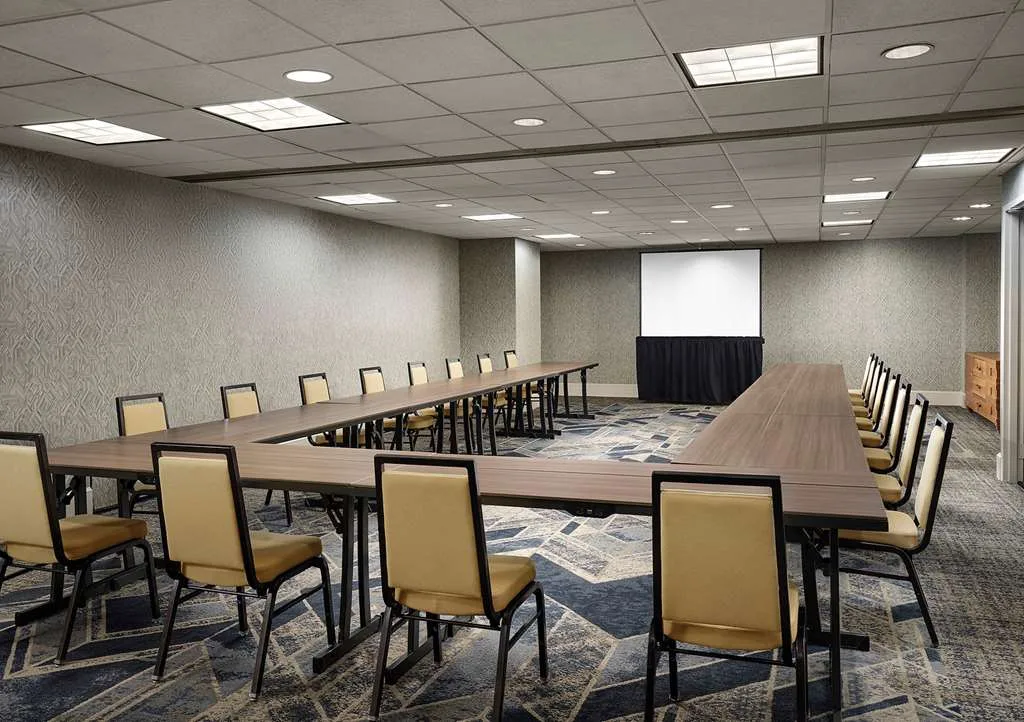DoubleTree by Hilton Hotel Nashville Downtown 4