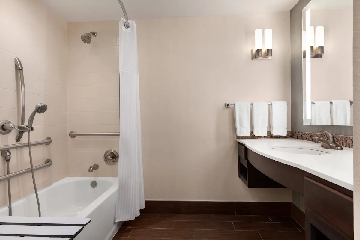 Hilton Garden Inn Louisville Downtown 3