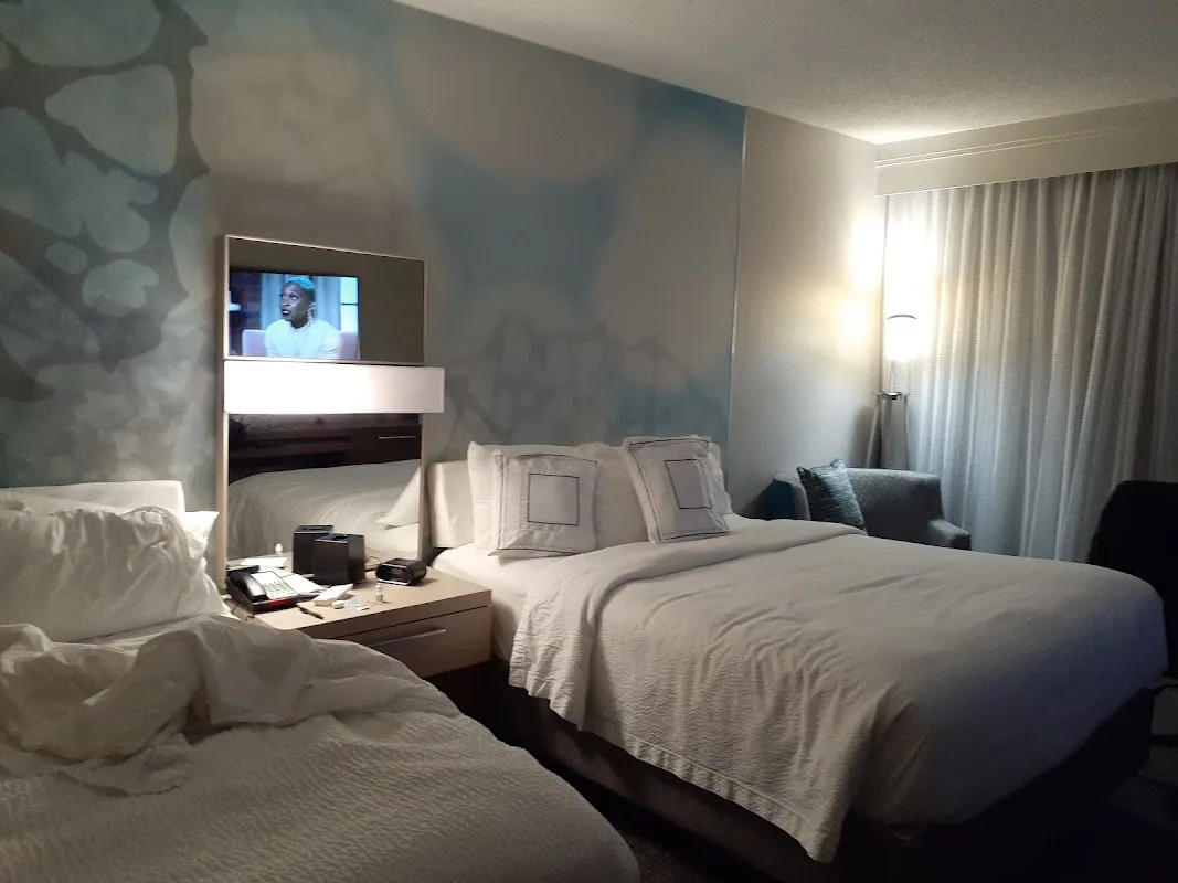 Courtyard by Marriott Tampa Downtown 3