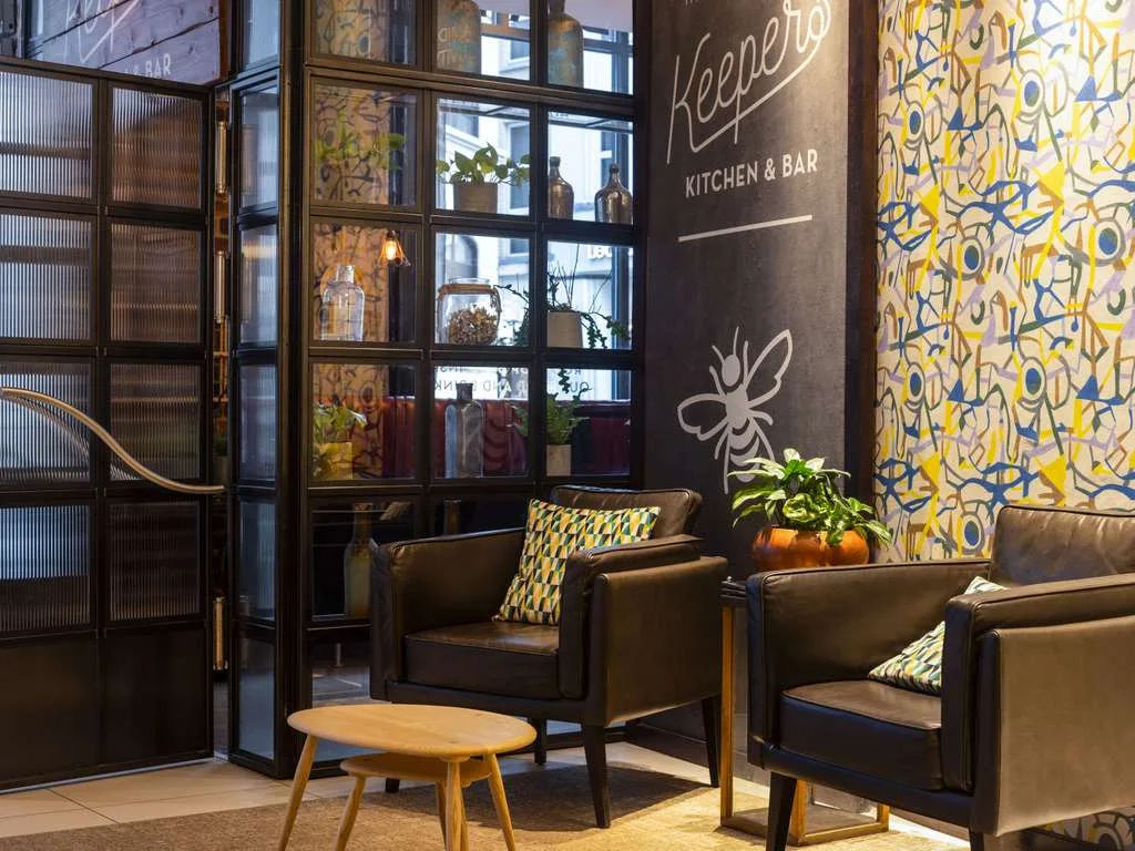 Novotel London Tower Bridge Hotel 5