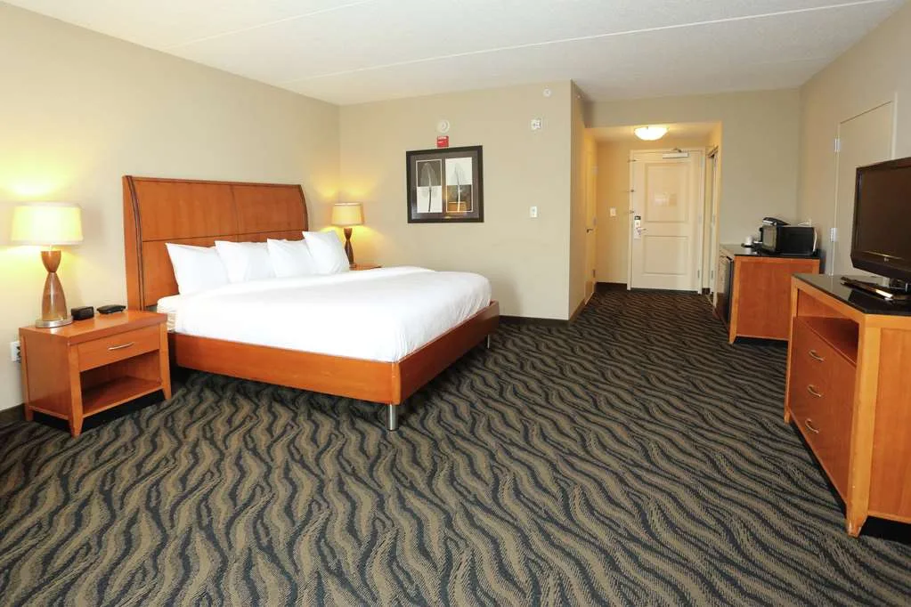 Hilton Garden Inn Chesapeake/Suffolk 5