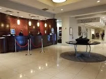 Complimentary airport shuttle service
