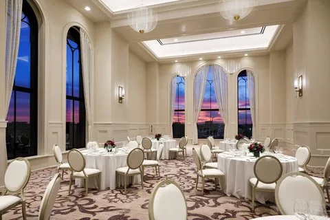 Hotel Vin, Grapevine, Autograph Collection 4