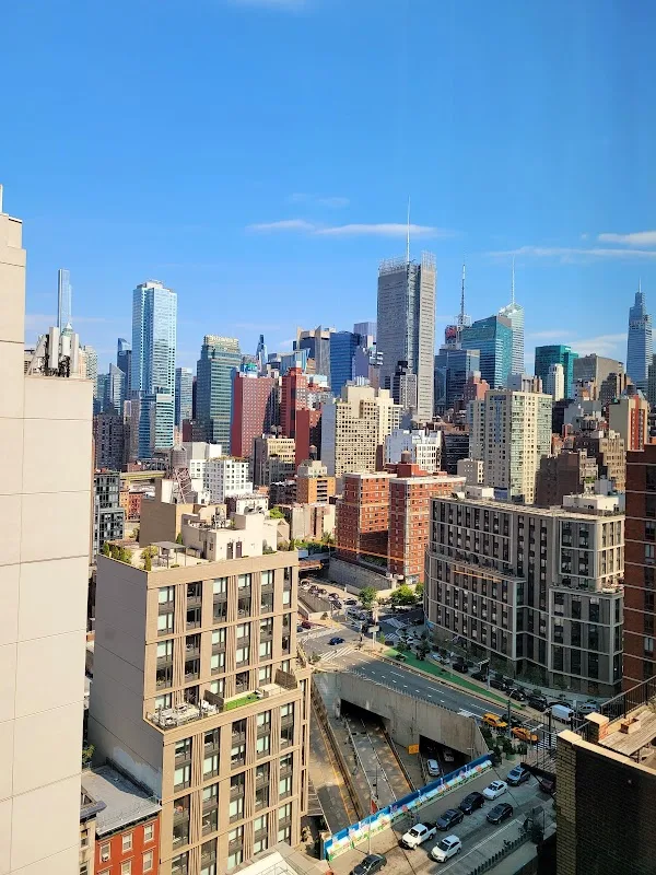 Courtyard by Marriott New York Manhattan/Midtown West 5