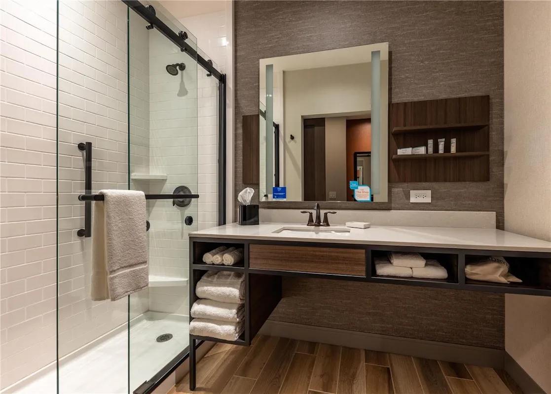 Hilton Garden Inn Chicago Central Loop 3