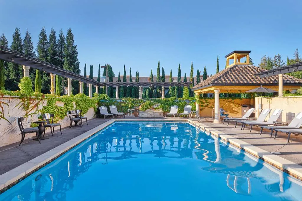 The Lodge at Healdsburg 3