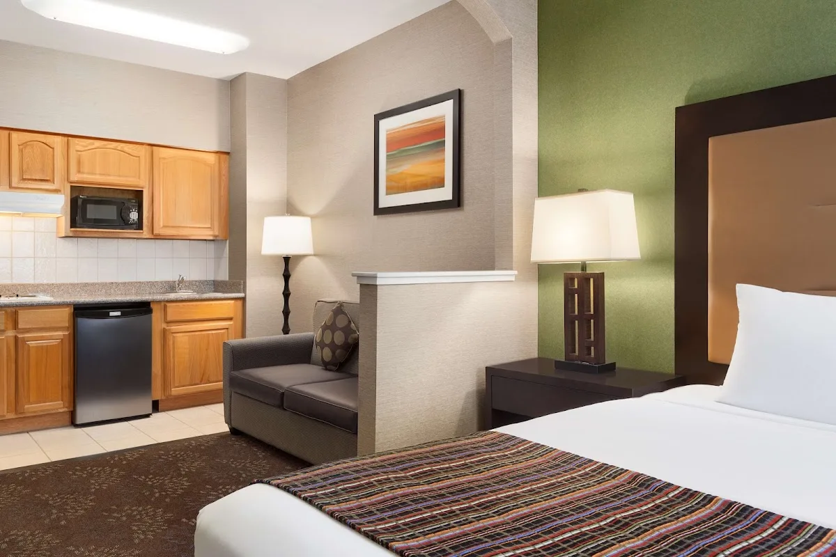 Country Inn & Suites by Radisson, San Jose International Airport, CA 2