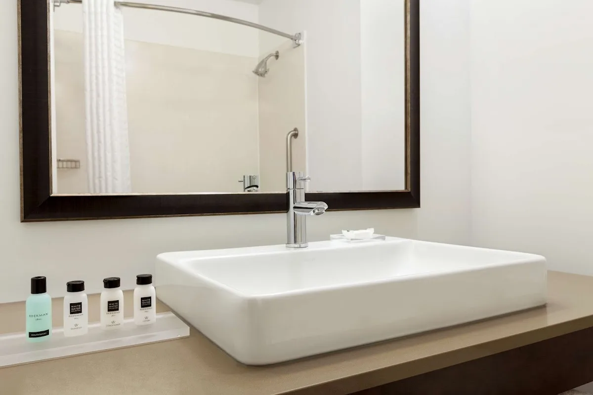 Country Inn & Suites by Radisson, San Jose International Airport, CA 4