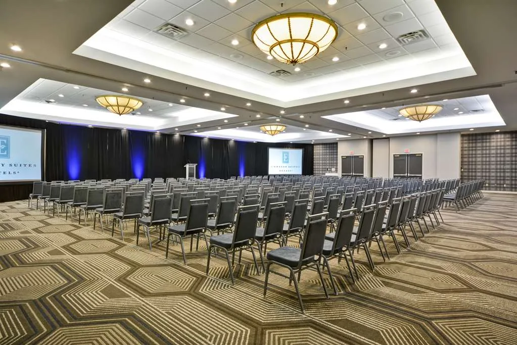 Embassy Suites by Hilton Charlotte 5